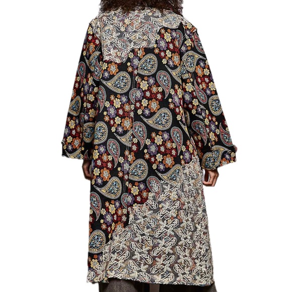 POL Multicolor Patterned Teddy Jacket - Picture 2 of 9